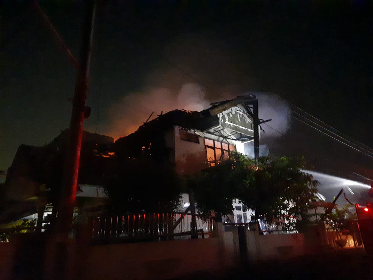 Kebakaran Rumah Huni Jalan Ketapang barat AA no 14 RT 001 RW 006, Pedurungan Lor, Pedurungan 